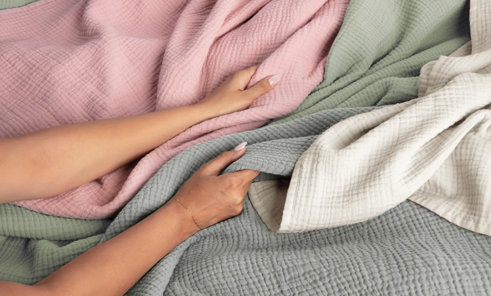 Muslin Blanket - Image 26